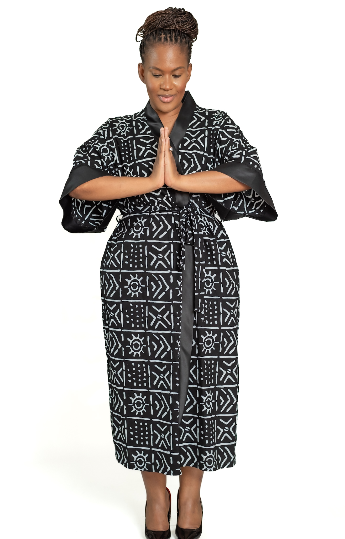Black and White Kimono - Alternate View